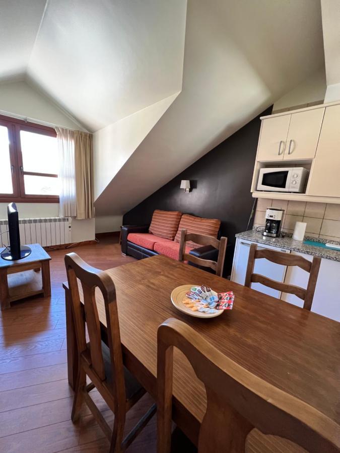 Apartamentos Cuirgu Фелечоса Экстерьер фото